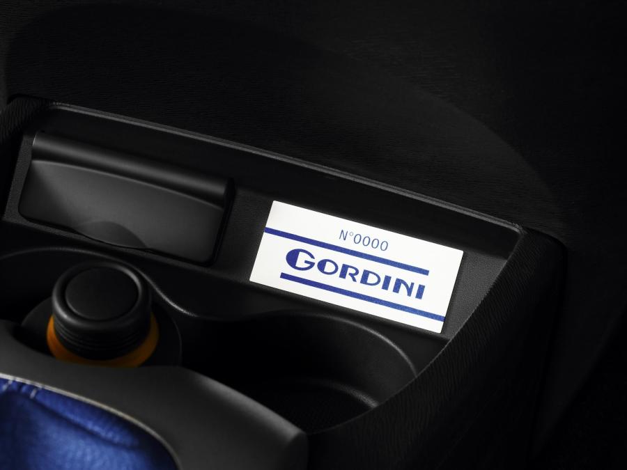  Renault Twingo RS Gordini 2009 года  (фото 3 из 24)
